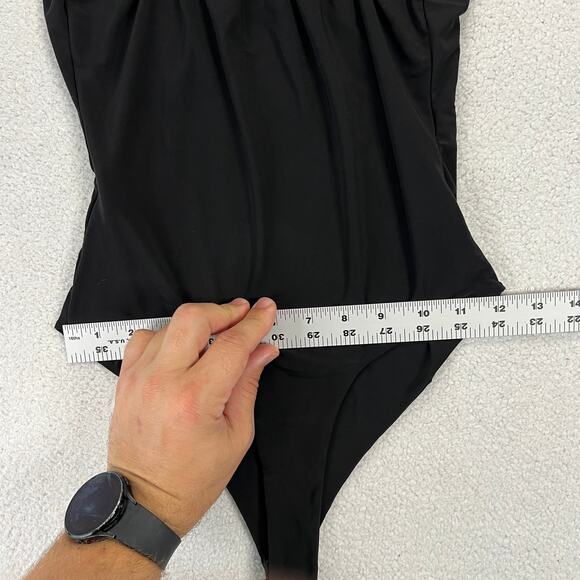 Pretty Little Thing Black Bodysuit Small 4 V Neck Spaghetti Strap Thong Button - Picture 7 of 7